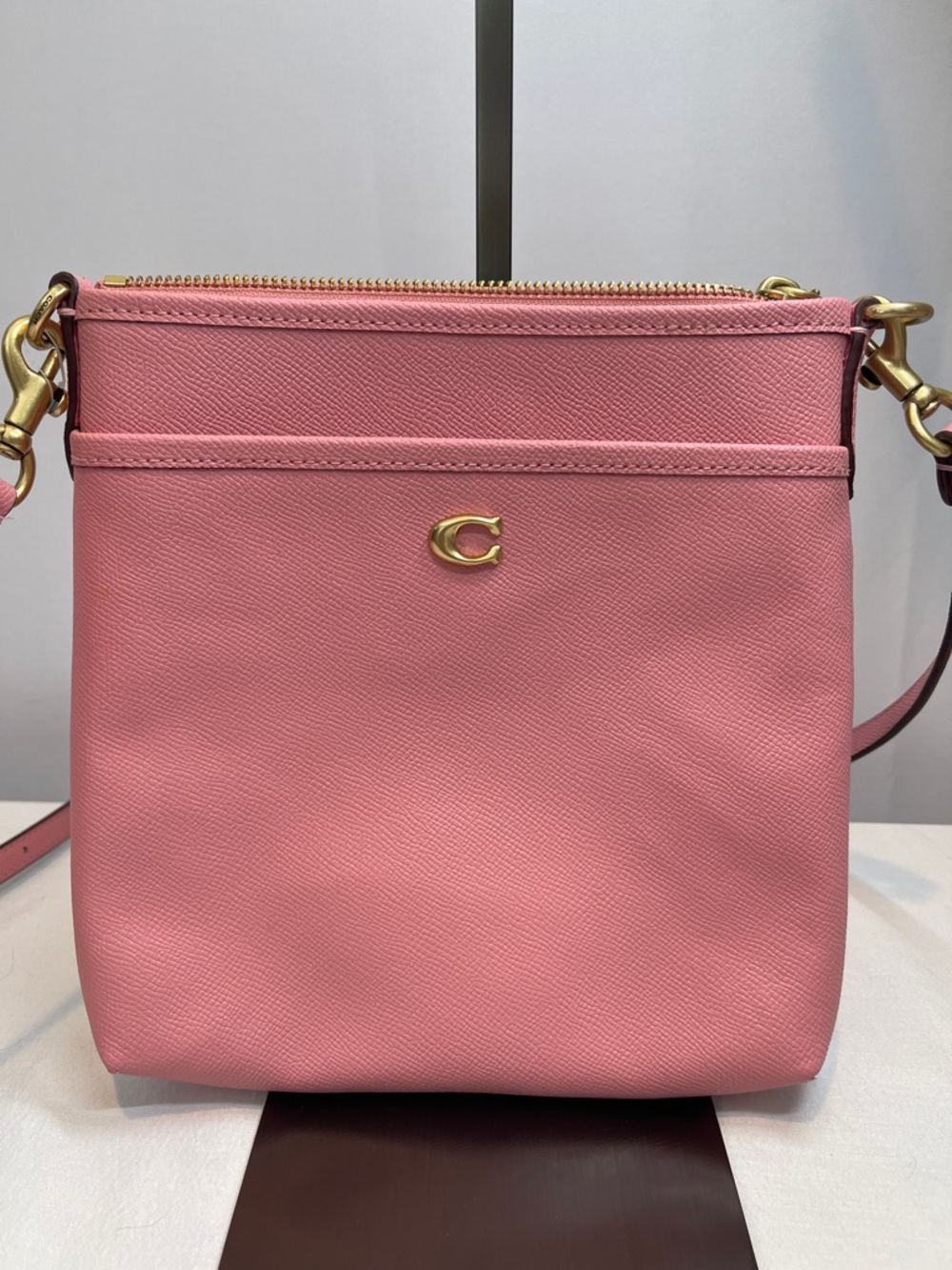 Coach L2202-CC526 Kitt Messenger Crossbody Bag Pink Leather